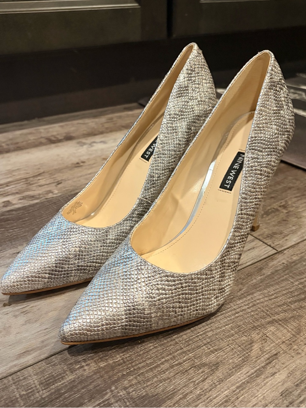 Nine West Silver Textured Pointed-Toe Pumps